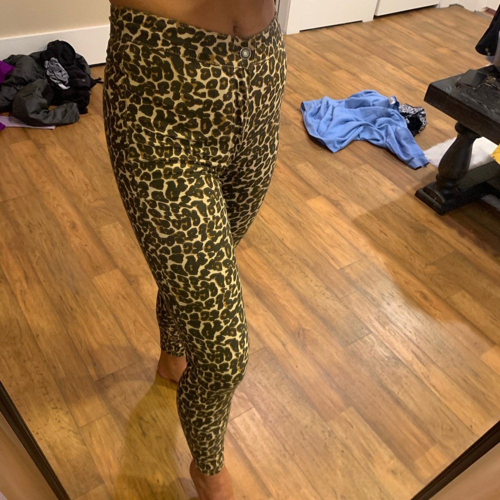 Cheetah high waisted jeans